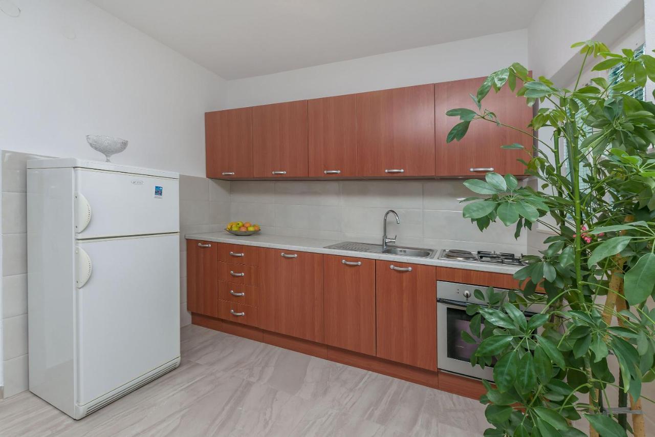 Apartments Jasna Omiš Exterior foto