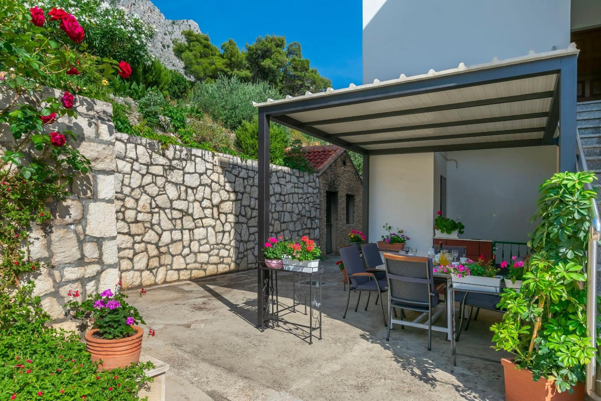 Apartments Jasna Omiš Exterior foto